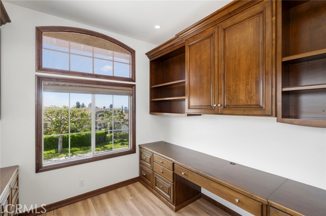 3611 Daffodil Avenue, Corona del Mar CA: https://media.crmls.org/medias/98797b54-2e55-483e-89c0-1859f7e227ac.jpg