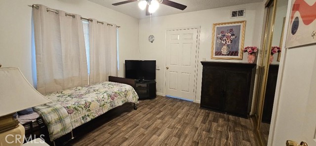 Image 3 of 13 For 17441 Hiawatha Street