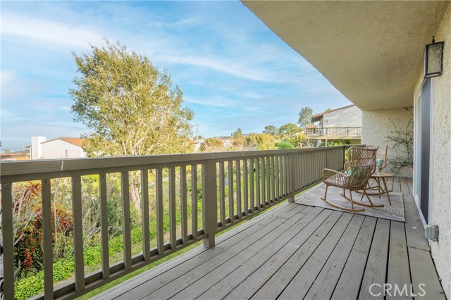 98 Cottonwood Circle, Rolling Hills Estates, California 90274, 3 Bedrooms Bedrooms, ,3 BathroomsBathrooms,Residential,Sold,Cottonwood,SB22075133