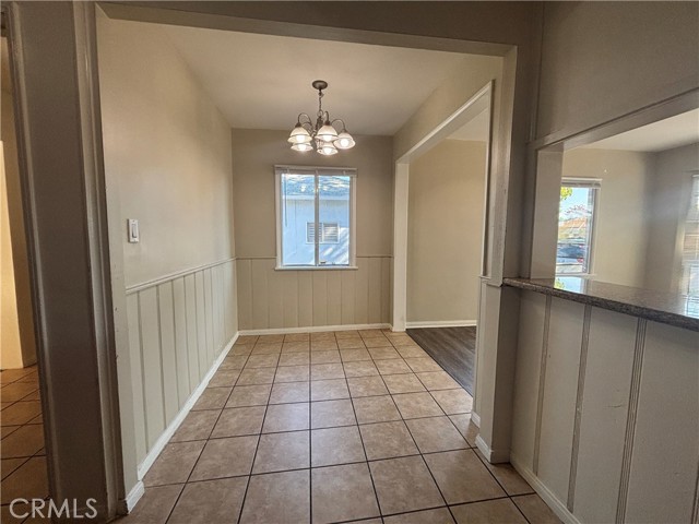 8135 Wakefield Avenue, Panorama City CA: https://media.crmls.org/medias/9879e06b-a856-4b12-9873-7b54615cc6d5.jpg