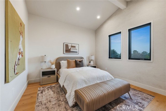 Detail Gallery Image 24 of 36 For 16252 Addison St, Encino,  CA 91436 - 7 Beds | 7/1 Baths