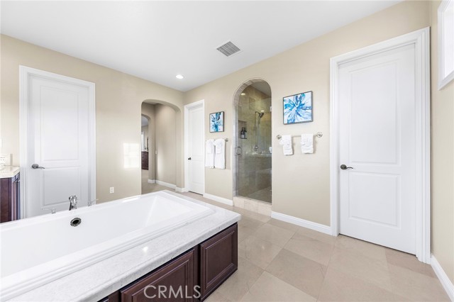 Detail Gallery Image 25 of 45 For 19599 Highland Terrace, Walnut,  CA 91789 - 6 Beds | 6 Baths