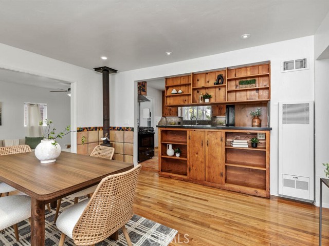 Detail Gallery Image 2 of 28 For 540 S Barnwell St, Oceanside,  CA 92054 - 3 Beds | 2 Baths