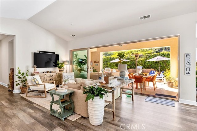 Front Image Thumbnail for CRLG25270232