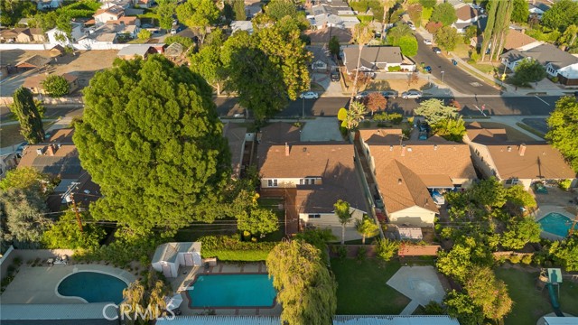 8419 Yolanda Avenue, Northridge CA: https://media.crmls.org/medias/987dbaf2-89aa-4f87-b74a-dcf57fa61b58.jpg