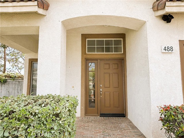 488 Towergrove Drive, Corona CA: https://media.crmls.org/medias/987dde47-905b-4b5c-853e-ed2d0742e090.jpg