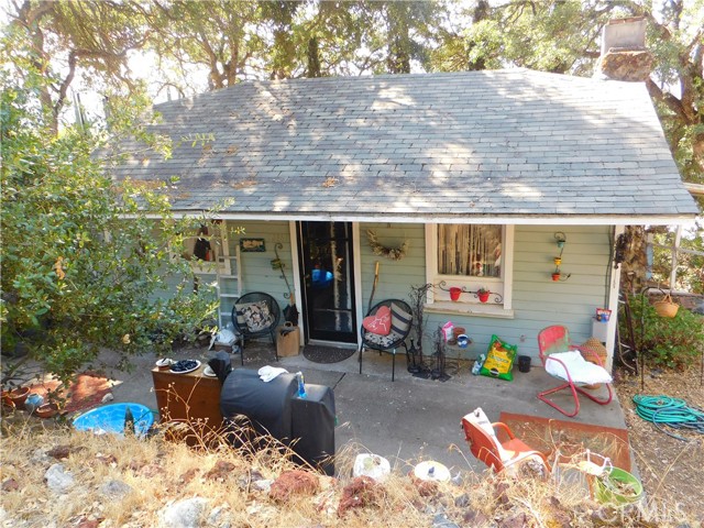 12861 Lakeview Drive, Clearlake Oaks CA: https://media.crmls.org/medias/987e1ae1-eaad-49ae-9dd6-4a961ba2368a.jpg