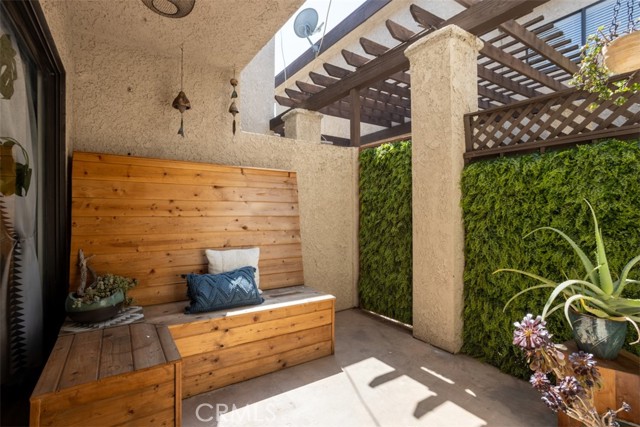 Detail Gallery Image 9 of 26 For 9210 Van Nuys Bld #21,  Panorama City,  CA 91402 - 2 Beds | 1/1 Baths