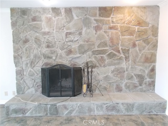 Detail Gallery Image 6 of 25 For 30150 Cross Hill Dr, Canyon Lake,  CA 92587 - 3 Beds | 2 Baths