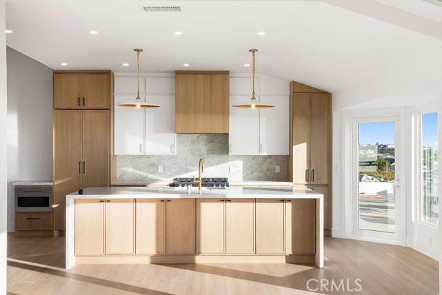 Detail Gallery Image 30 of 32 For 2719 Setting Sun, Corona Del Mar,  CA 92625 - 3 Beds | 2/1 Baths