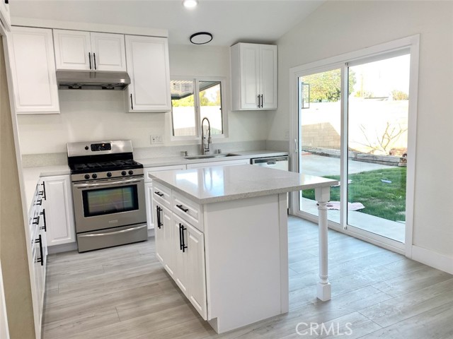 Detail Gallery Image 16 of 75 For 4095 Penrod Dr, Riverside,  CA 92505 - 3 Beds | 2 Baths