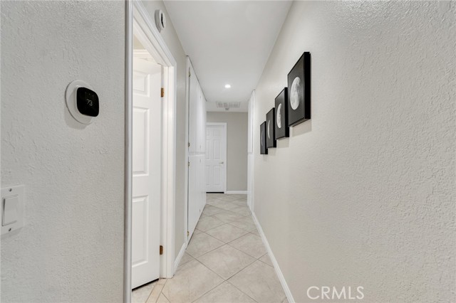 13329 Mission Tierra Way, Granada Hills CA: https://media.crmls.org/medias/98802624-1d9f-4630-8a05-837bae6940a0.jpg