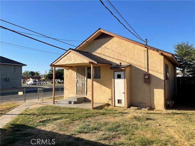 Detail Gallery Image 13 of 15 For 429 Wilson Ave, Bakersfield,  CA 93308 - 2 Beds | 1 Baths