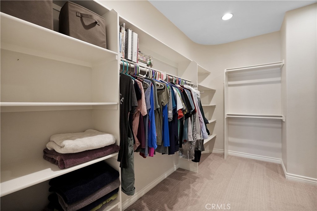 https://media.crmls.org/medias/9880b19a-0cdd-487b-9567-dad180f4f6cd.jpg?preset=X-Large