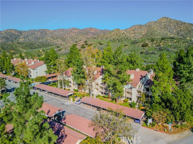 Detail Gallery Image 2 of 22 For 5805 Oak Bend #302,  Oak Park,  CA 91377 - 1 Beds | 1 Baths