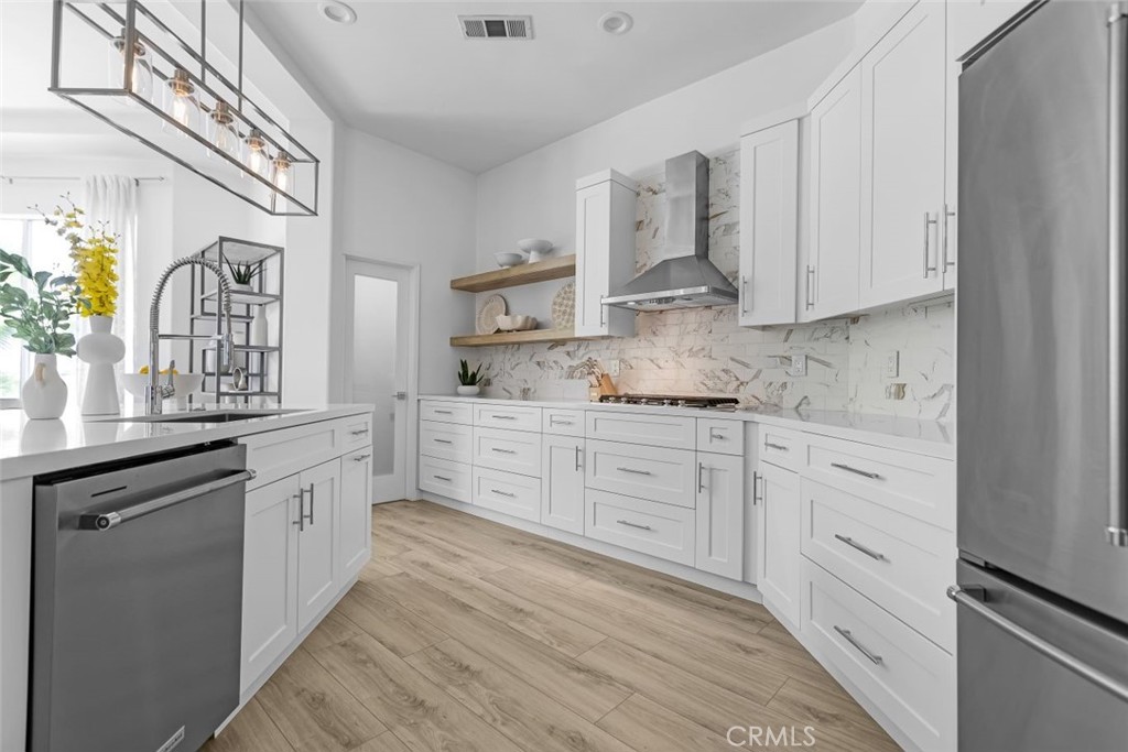 MLS #OC24101277 img 17