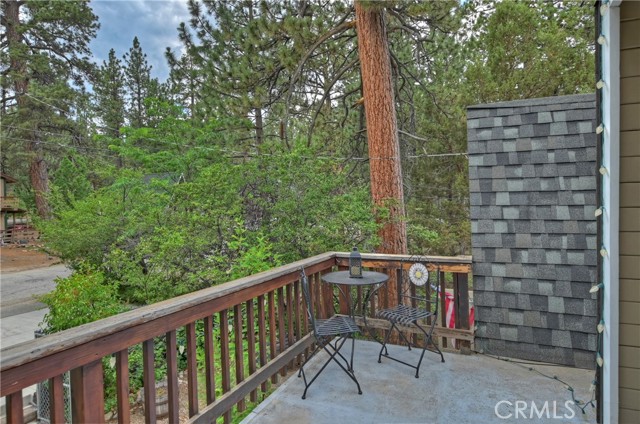 Detail Gallery Image 29 of 46 For 317 W Aeroplane Bld, Big Bear City,  CA 92314 - 4 Beds | 2 Baths