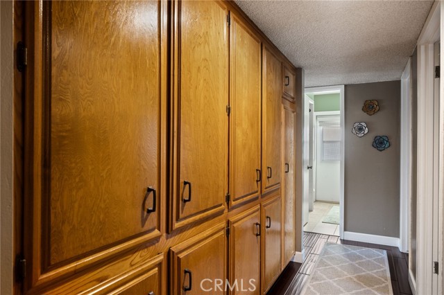 Detail Gallery Image 21 of 47 For 6001 Meadow Glen, Bakersfield,  CA 93306 - 3 Beds | 2 Baths
