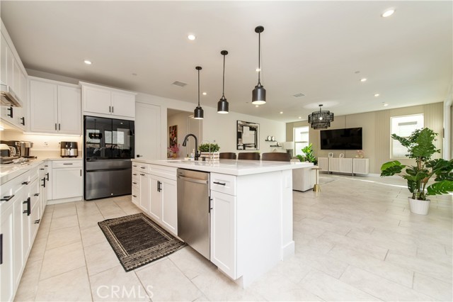 Detail Gallery Image 10 of 54 For 295 Autumn Way, Rancho Mission Viejo,  CA 92675 - 5 Beds | 4 Baths