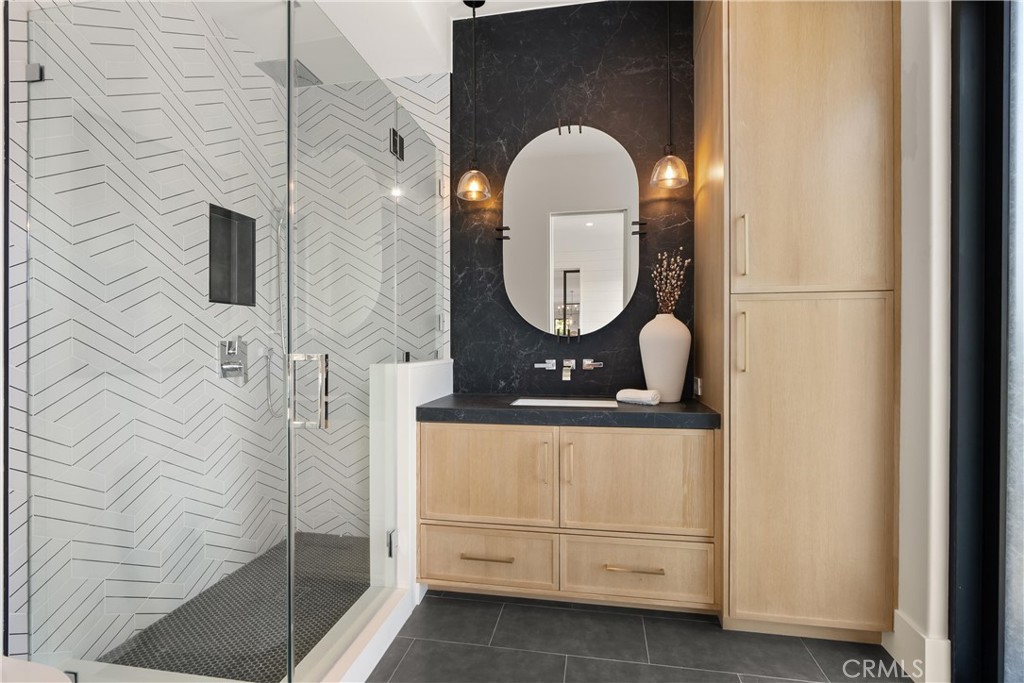 MLS #OC25251950 image #27