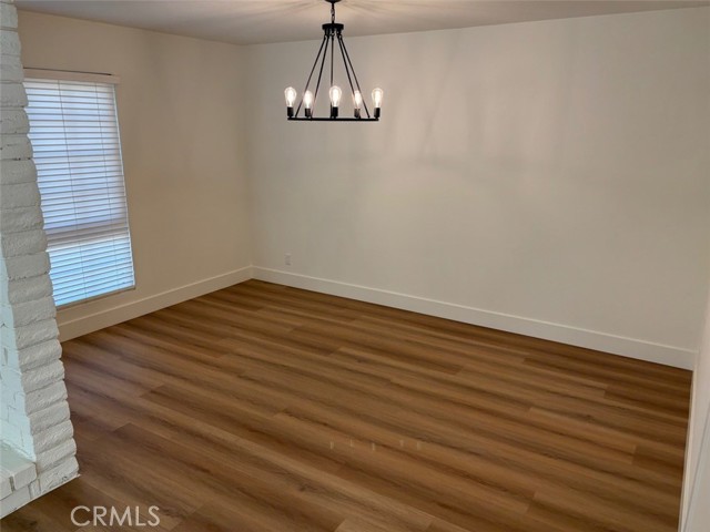 Detail Gallery Image 16 of 39 For 64 Oak Tree Lane, Irvine,  CA 92612 - 4 Beds | 2/1 Baths