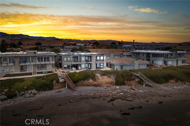 9229 Balboa Avenue, San Simeon CA: https://media.crmls.org/medias/9884f6a1-f546-495c-ad59-7ca585f28afc.jpg