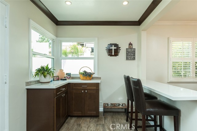Detail Gallery Image 12 of 58 For 529 Eton Dr., Burbank,  CA 91504 - 3 Beds | 2 Baths