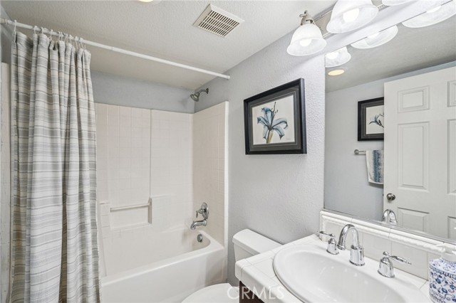 7919 Spring Hill Street, Chino CA: https://media.crmls.org/medias/98857008-9f97-418d-b3fd-5f31e345d681.jpg