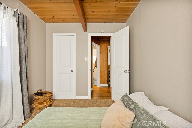 Detail Gallery Image 17 of 27 For 28991 Palisades Dr, Lake Arrowhead,  CA 92352 - 3 Beds | 2 Baths