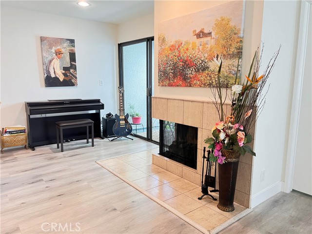 Detail Gallery Image 14 of 35 For 15335 Magnolia #215,  Sherman Oaks,  CA 91403 - 3 Beds | 2 Baths