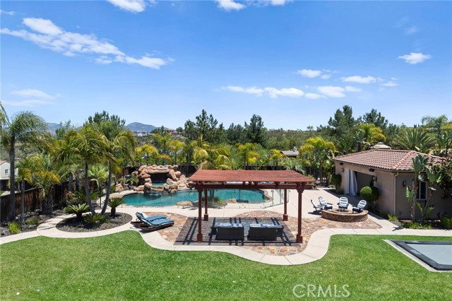 15020 Applewood Court, San Diego CA: https://media.crmls.org/medias/98861f69-c1e8-4a6b-87ad-dfa9ce10951f.jpg