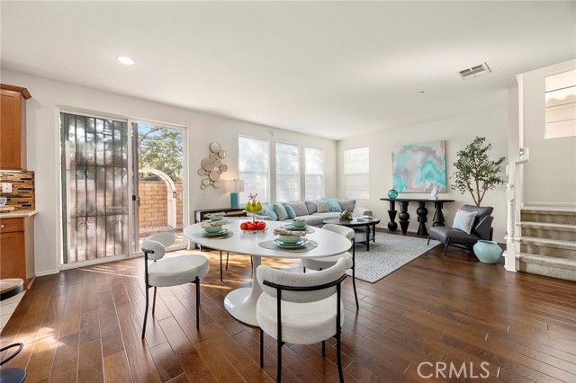 Detail Gallery Image 9 of 38 For 10886 Lotus Dr, Garden Grove,  CA 92843 - 5 Beds | 4 Baths