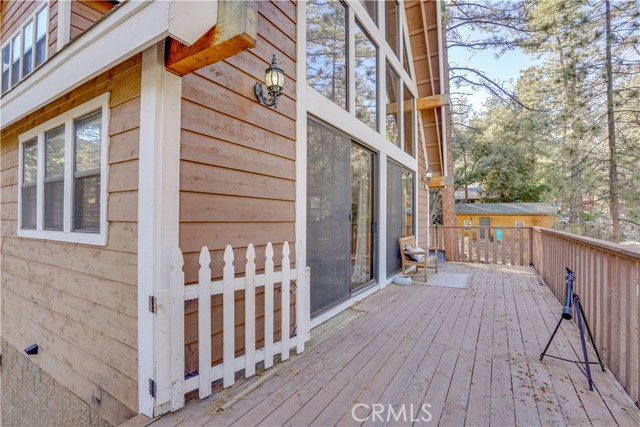 Detail Gallery Image 9 of 53 For 1719 Thrush Rd, Wrightwood,  CA 92397 - 3 Beds | 2/1 Baths