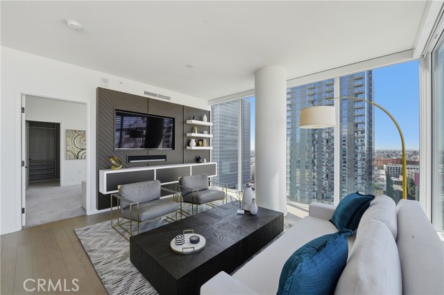 Detail Gallery Image 14 of 52 For 1050 S Grand #1801,  Los Angeles,  CA 90015 - 2 Beds | 2 Baths