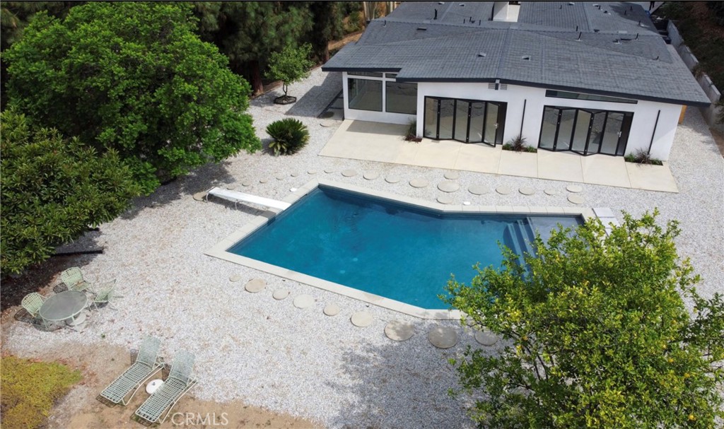 1200 Glen Oaks Boulevard, Pasadena, CA 91105