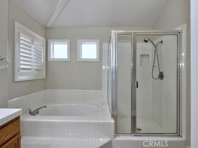 Detail Gallery Image 13 of 16 For 10655 Bruns Dr, Tustin,  CA 92782 - 3 Beds | 2/1 Baths