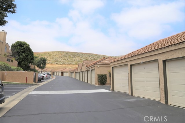 Detail Gallery Image 23 of 24 For 13133 Le Parc #1009,  Chino Hills,  CA 91709 - 2 Beds | 2/1 Baths