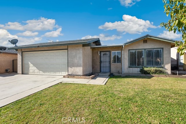 Detail Gallery Image 1 of 40 For 14421 Chantry Dr, Moreno Valley,  CA 92553 - 4 Beds | 3 Baths