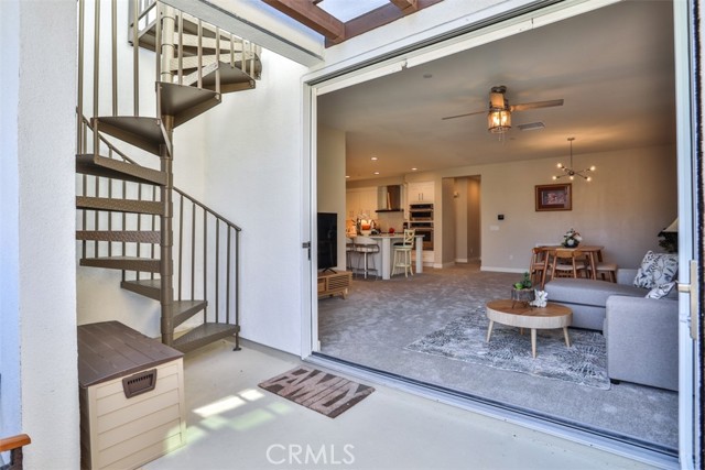3318 Doheny Way, Dana Point CA: https://media.crmls.org/medias/9888d738-7645-4ff6-a5ff-e5c5fb650d4d.jpg