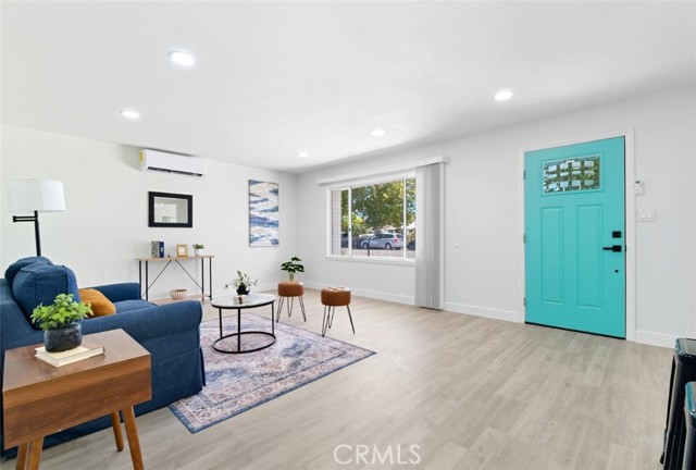 Detail Gallery Image 10 of 46 For 139 N Tahquitz, Hemet,  CA 92543 - 3 Beds | 2/1 Baths