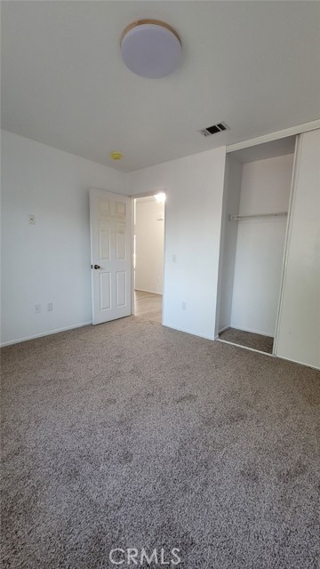 10221 Lawson Avenue, Adelanto CA: https://media.crmls.org/medias/988a6dfc-994c-48ee-84d5-83225fe12d6e.jpg