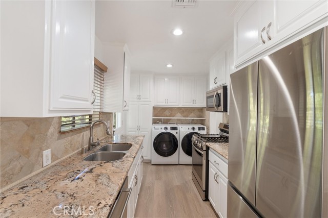 1768 Gates Avenue, Manhattan Beach CA: https://media.crmls.org/medias/988aaf51-919b-400b-9e81-78a6c5ca96a1.jpg