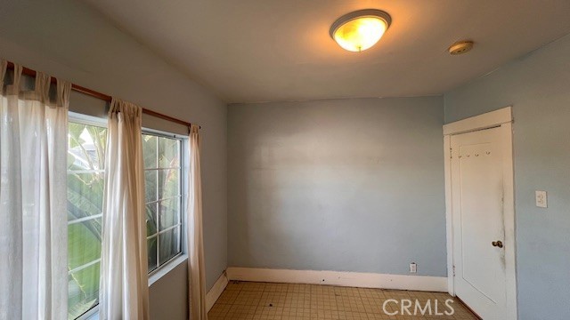 5427 Abbott Place, Los Angeles CA: https://media.crmls.org/medias/988b8dad-231b-495f-a52f-10defeead375.jpg