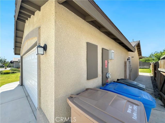 Detail Gallery Image 29 of 42 For 419 Corregidora Ave, Bakersfield,  CA 93307 - 4 Beds | 2 Baths