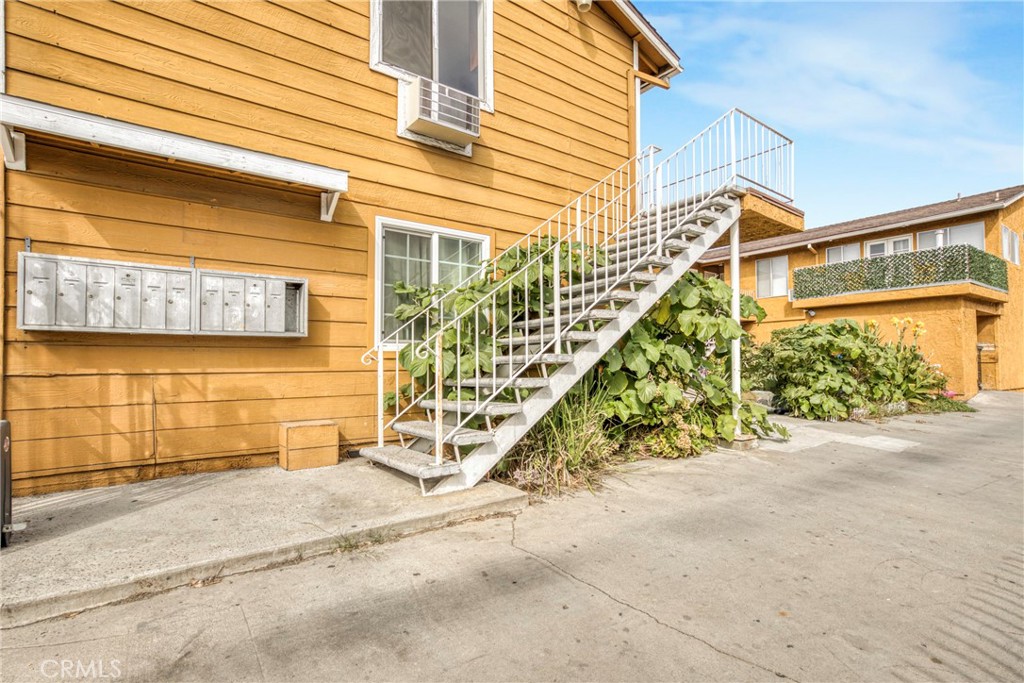 MLS #SR25244770 image #3