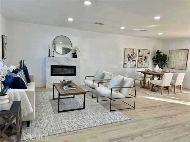 Front Image Thumbnail for CRPW25270083