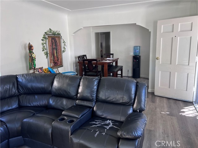 Detail Gallery Image 6 of 20 For 9710 San Miguel, South Gate,  CA 90280 - 2 Beds | 1 Baths