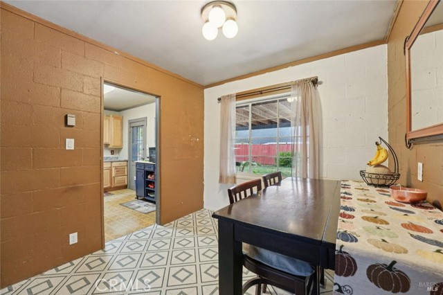 68 Glenwood Drive, Napa CA: https://media.crmls.org/medias/988c3972-9264-4860-be62-e5e76a9618b7.jpg