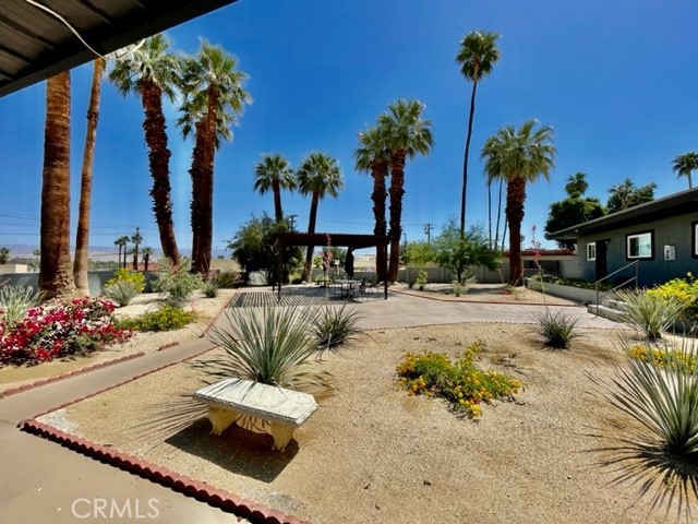 Image 18 of 20 For 36947 Melrose Drive 3