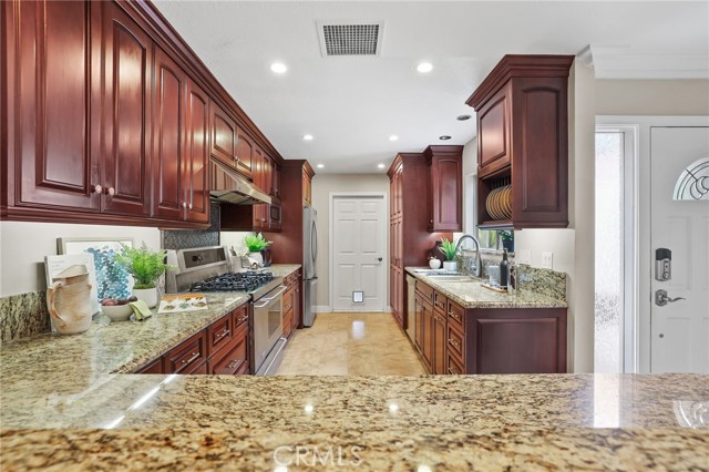 Detail Gallery Image 18 of 48 For 77 Seton Rd, Irvine,  CA 92612 - 3 Beds | 2 Baths